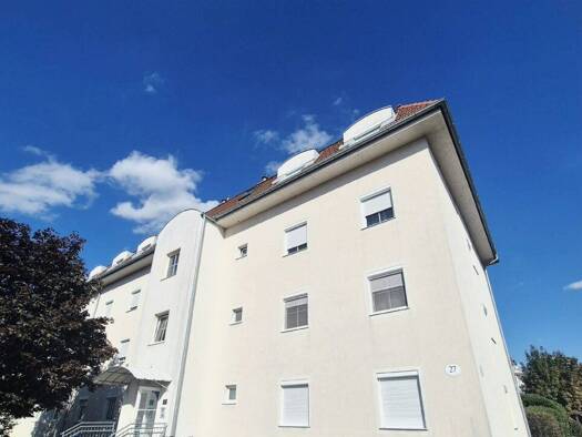 Wohnung zum Kauf 310.000 € 3 Zimmer 72,7 m² Baden 2500