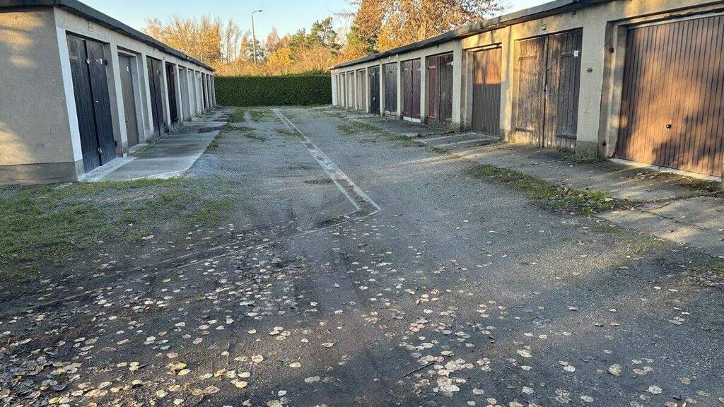 Garage zur Miete 49 € An der Mühle 3 Elsterwerda 04910