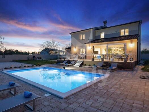 Villa zum Kauf 950.000 € 6 Zimmer 380 m² Barban 52207