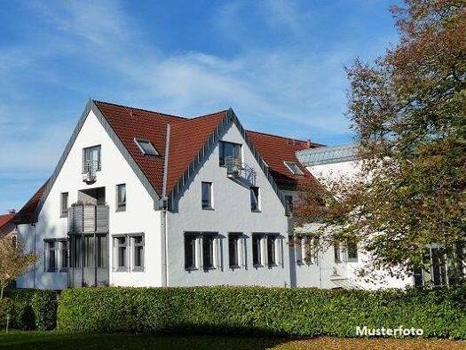 Mehrfamilienhaus zum Kauf 345.000 € 10 Zimmer 225 m² 722 m² Grundstück Affaltrach Obersulm 74182