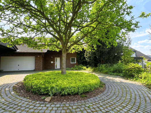 Einfamilienhaus zum Kauf 875.000 € 8 Zimmer 215 m² 1.300 m² Grundstück Rauschendorf Königswinter 53639