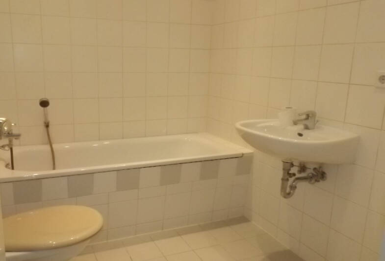 Wohnung zur Miete 380 € 2 Zimmer 63 m² Dachgeschoss, 4. Geschoss Löbauer Str. 16 Innenstadt Görlitz 02826