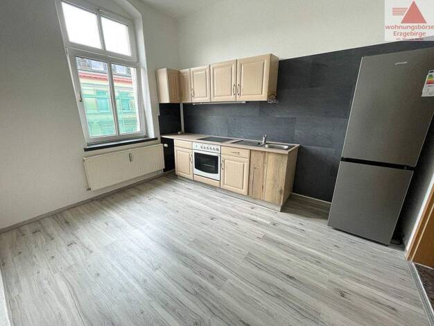Studio zur Miete 180 € 1 Zimmer 30 m² 2. Geschoss Bahnhofstraße 11 Aue 08280