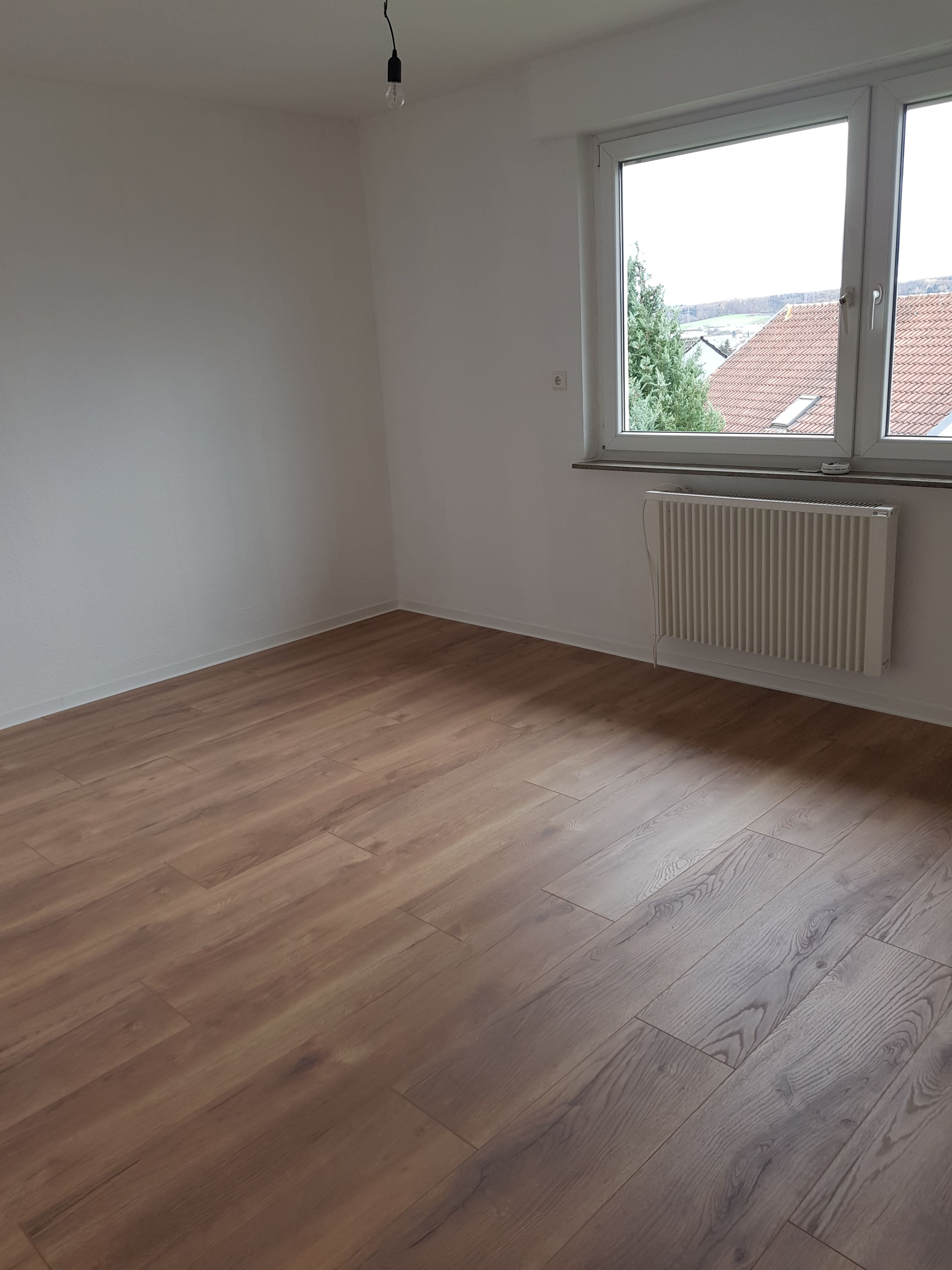 Wohnung zur Miete 920 € 3 Zimmer 82 m²<br/>Wohnfläche 1.<br/>Geschoss ab sofort<br/>Verfügbarkeit Altbach 73776