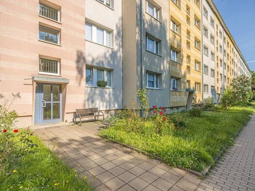 Wohnung zur Miete 315 € 3 Zimmer 58,3 m² 4. Geschoss Unnaer Straße 19 Döbeln Döbeln 04720