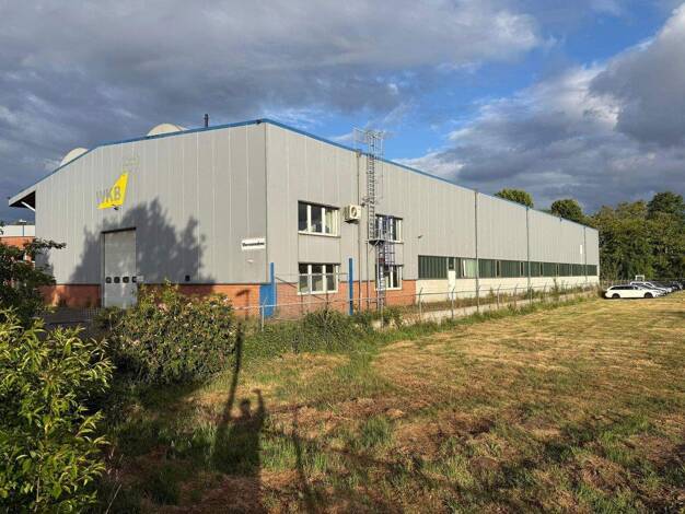 Lagerhalle zur Miete provisionsfrei 8.900 € 1.570 m² Lagerfläche Daimlerstraße 5-8 Hörstel 48477