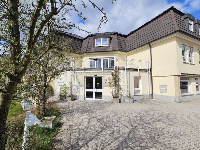 Wohnung zum Kauf 207.500 € 3 Zimmer 74 m² 2. Geschoss Neustadt Neustadt bei Coburg 96465