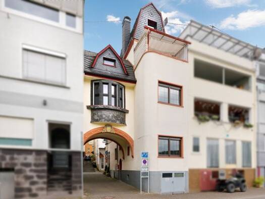 Haus zum Kauf 215.000 € 6 Zimmer 79 m² 40 m² Grundstück Zell Zell (Mosel) 56856