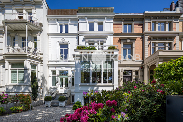 Wohnung zum Kauf 1.290.000 € 3 Zimmer 112 m² Dachgeschoss Harvestehude Hamburg 20149
