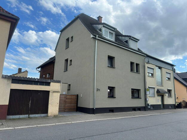 Wohnung zur Miete 1.500 € 4,5 Zimmer 108 m² 1. Geschoss frei ab 01.09.2025 Rheinauer Str. 34 Brühl 68782