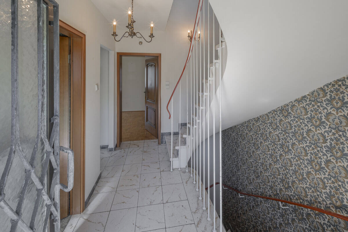 Einfamilienhaus zum Kauf - Ansicht 2