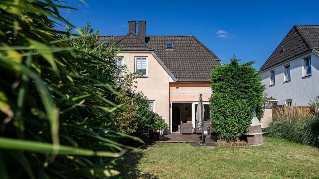 Haus zum Kauf 389.000 € 5 Zimmer 115 m² 314 m² Grundstück Lisztstraße 11 Oyten 28876