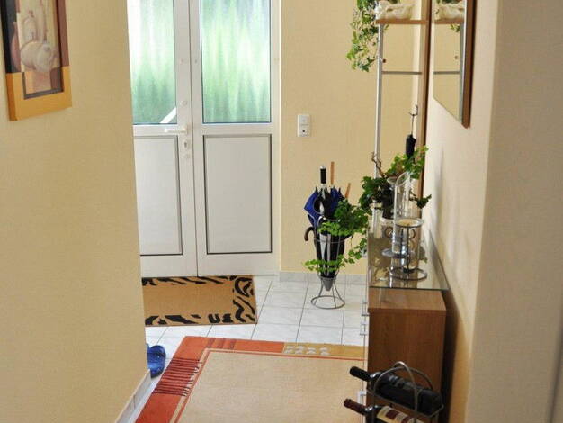 Doppelhaushälfte zur Miete 1.050 € 5 Zimmer 146 m² 200 m² Grundstück frei ab 01.09.2025 Rothlindenstr. 17a Schwandorf Schwandorf 92421