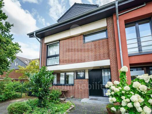 Reihenendhaus zum Kauf 420.000 € 6,5 Zimmer 160 m² 264 m² Grundstück Pulheim 50259