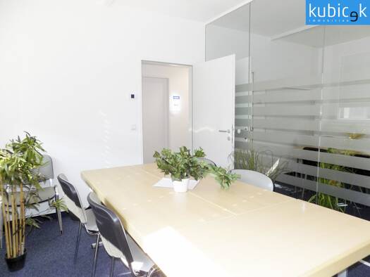 Büro zur Miete 274 € 1 Zimmer Kagraner Platz 1 - 4 Wien 1220