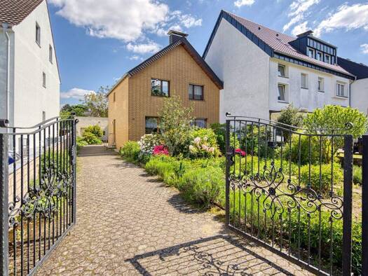 Einfamilienhaus zum Kauf 338.000 € 5 Zimmer 126 m² 565 m² Grundstück Oberlar Troisdorf / Oberlar 53842