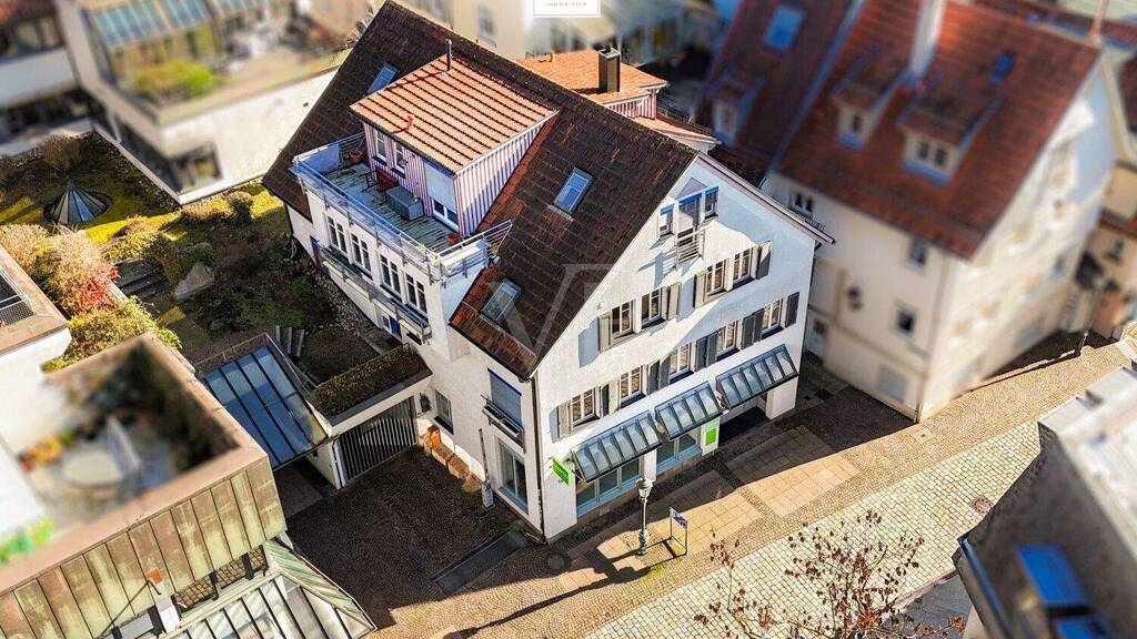 Haus zum Kauf 1.300.000 € 11,5 Zimmer 247 m² 145 m² Grundstück Stadtmitte Esslingen am Neckar 73728