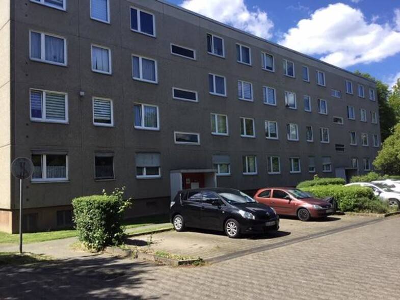 Wohnung zur Miete 706 € 4 Zimmer 90,5 m² frei ab 18.09.2025 Liegnitzer Straße 44 Wohnstadt Waldau Kassel 34123