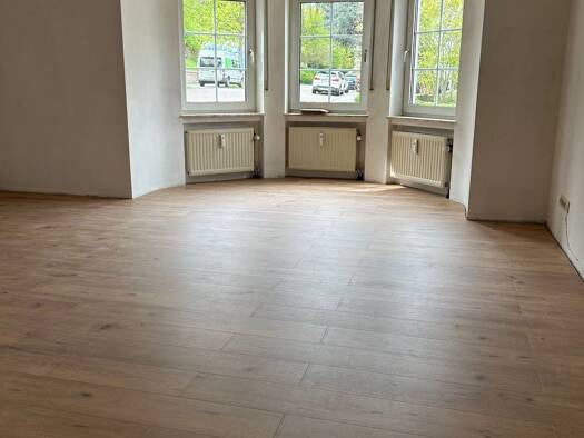 Wohnung zur Miete 850 € 2 Zimmer 75 m² frei ab sofort Trier-Ost Trier 54295