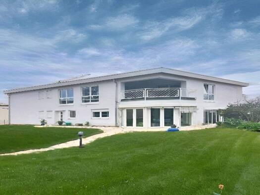 Mehrfamilienhaus zum Kauf 1.750.000 € 10 Zimmer 258 m² 4.050 m² Grundstück Hügelsheim 76549