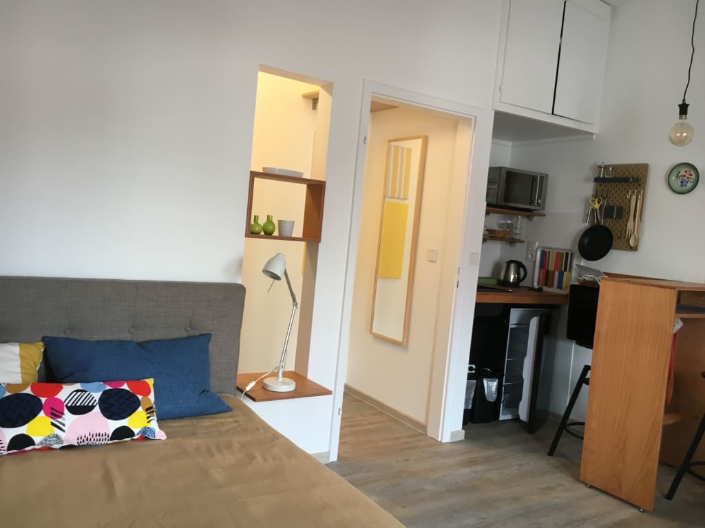 Wohnung zur Miete Wohnen auf Zeit 1.124 € 1 Zimmer 23 m²<br/>Wohnfläche 01.07.2025<br/>Verfügbarkeit Liebfrauenstraße Kernstadt Oberursel (Taunus) 61440