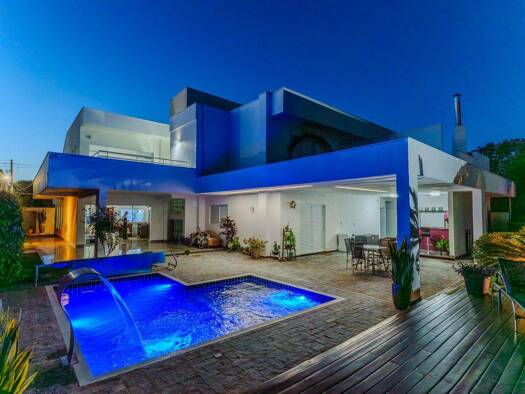 Herrenhaus zum Kauf 2.095.209 € 13 Zimmer 669,3 m² 1.000 m² Grundstück 26 Shis Qi 21 Conjunto 6 Lago Sul 70297-400