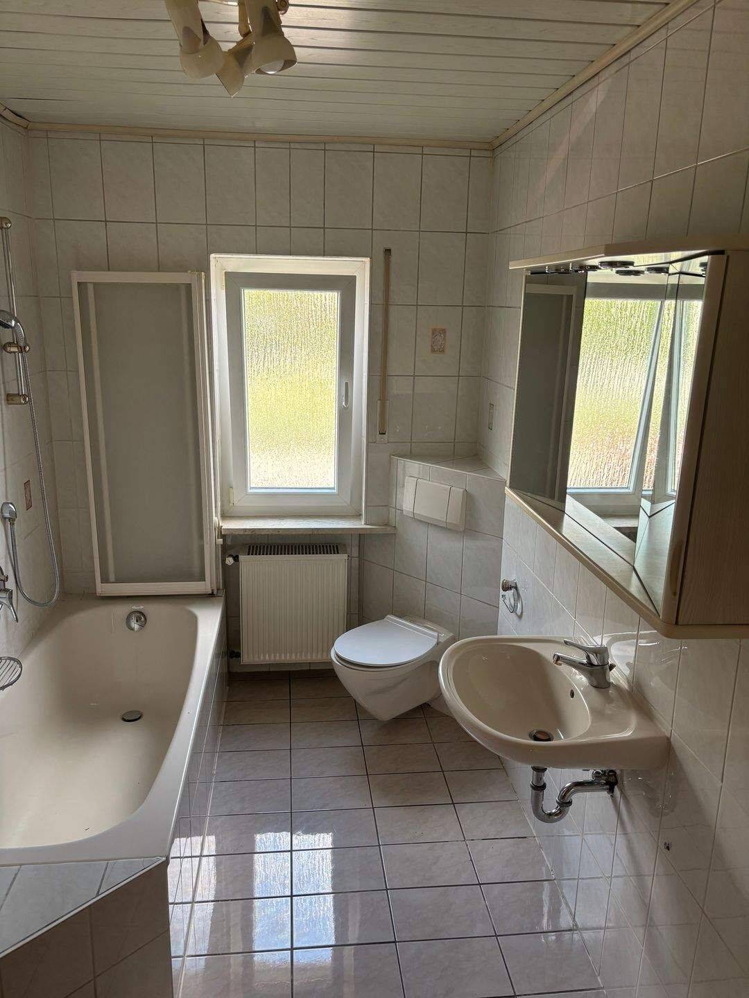 Haus zum Kauf – další