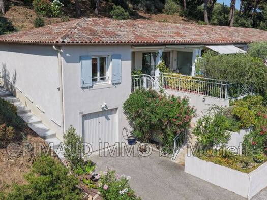 Haus zum Kauf 498.000 € 3 Zimmer 66 m² 30 m² Grundstück Ville-Les Saquedes-Le Bouillonnet Sainte-Maxime 83120