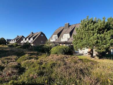 Wohnung zum Kauf 495.000 € 2 Zimmer 44 m² Dachgeschoss frei ab sofort Wenningstedt Wenningstedt-Braderup (Sylt) 25996
