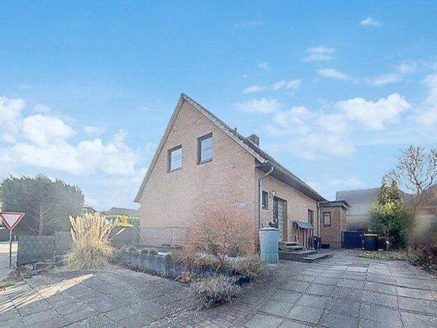 Einfamilienhaus zum Kauf 395.000 € 5 Zimmer 120 m² 561 m² Grundstück Reinfeld 23858