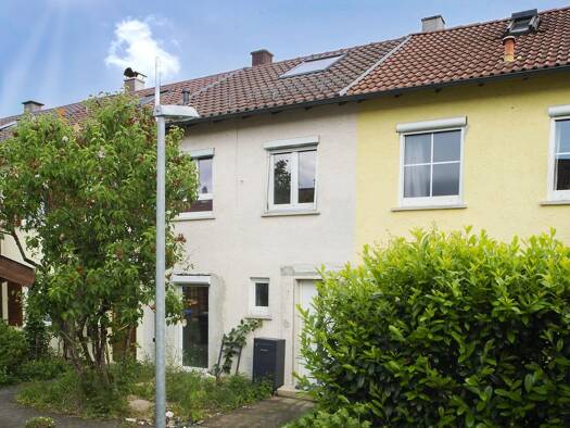 Reihenmittelhaus zum Kauf 4 Zimmer 72 m² 173 m² Grundstück frei ab sofort Reutlingen 72760