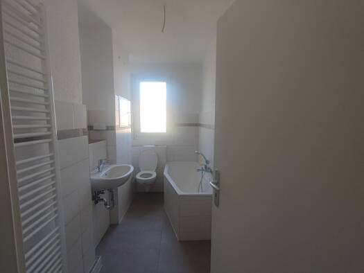 Wohnung zur Miete 353 € 3 Zimmer 57,8 m² 3. Geschoss Arthur-Scheibner-Straße 29 Merseburg 06217