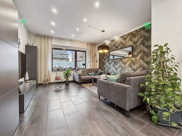 Einfamilienhaus zum Kauf 349.000 € 7 Zimmer 210 m² 565 m² Grundstück Stadtmitte Oberhausen 46149