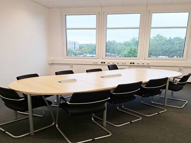 Bürofläche zur Miete 13 € 357,4 m² Bürofläche Hans-Riedl-Straße 7 Feldkirchen Feldkirchen 85622