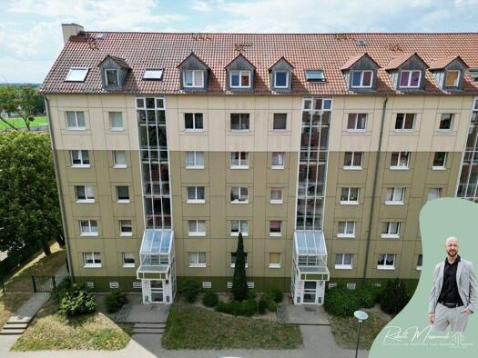 Wohnung zum Kauf 52.000 € 3 Zimmer 67,4 m² EG Zerbst 39261