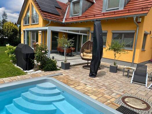 Einfamilienhaus zum Kauf 1.249.000 € 10 Zimmer 240 m² 1.199 m² Grundstück frei ab sofort Aichach 86551