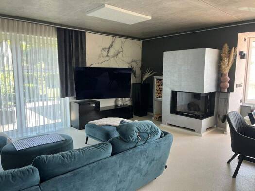 Einfamilienhaus zum Kauf provisionsfrei 649.000 € 10,5 Zimmer 289,1 m² 736 m² Grundstück frei ab 30.09.2026 Bad Berka Bad Berka 99438