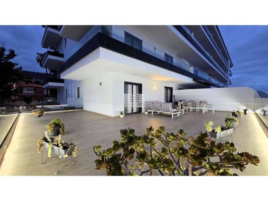 Wohnung zur Miete 1 Zimmer 115 m² PUERTO DE LA CRUZ Puerto de la Cruz 38400