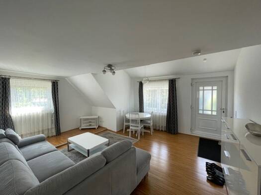 Wohnung zur Miete 800 € 3 Zimmer 80 m² frei ab sofort Gartenstraße 26 Ersehof Wendeburg 38176