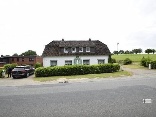 Haus zum Kauf 310.000 € 4 Zimmer 160 m² 2.583 m² Grundstück Syke Syke 28857