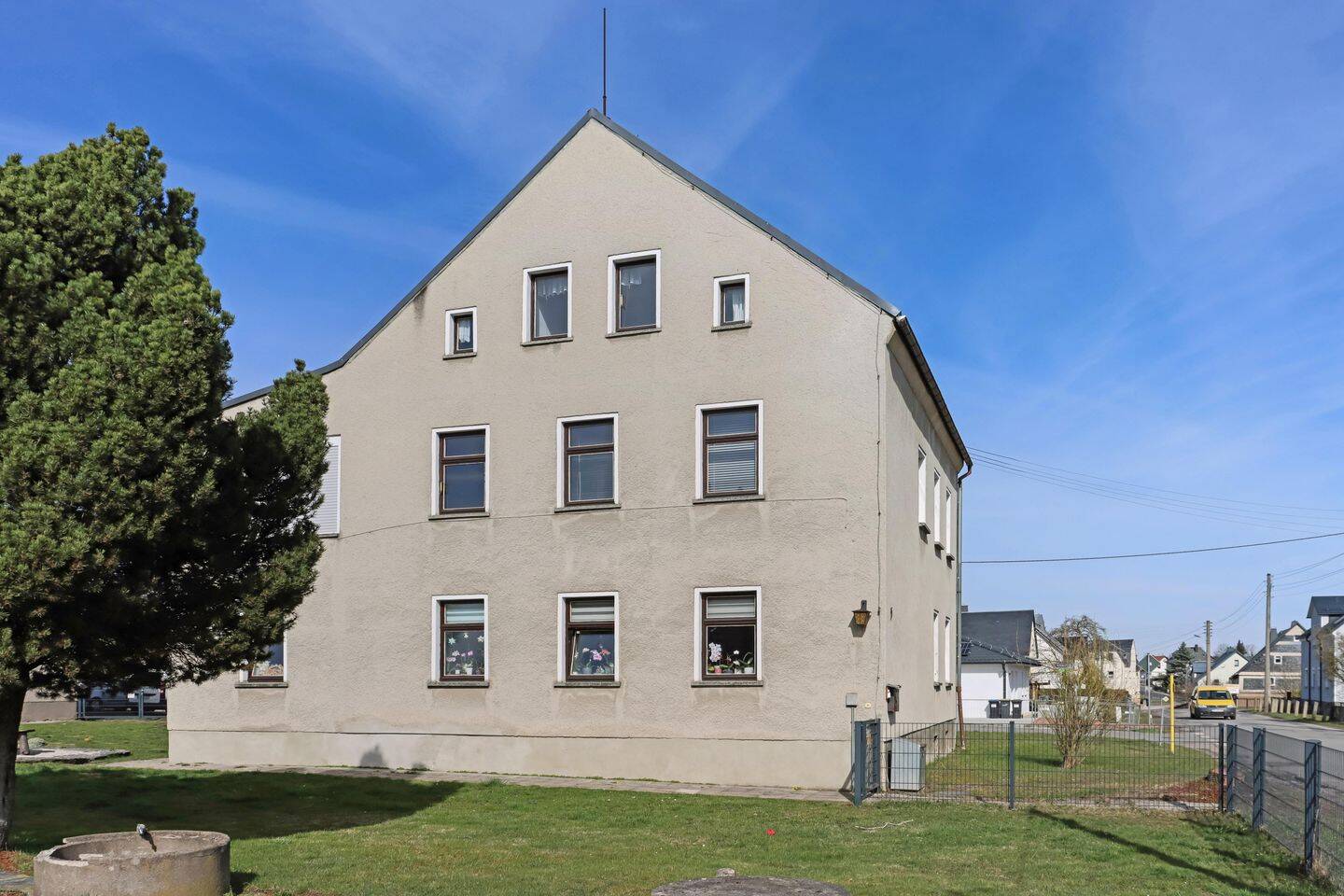 Mehrfamilienhaus zum Kauf - Widok 2