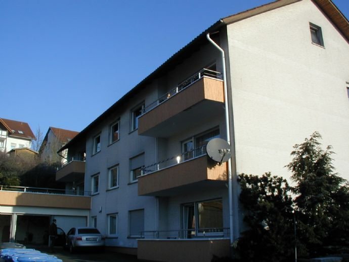 Wohnung zur Miete 575 € 4 Zimmer 105 m²<br/>Wohnfläche 2.<br/>Geschoss 01.12.2024<br/>Verfügbarkeit Lerchenstraße 27 Bad Endbach Bad Endbach 35080