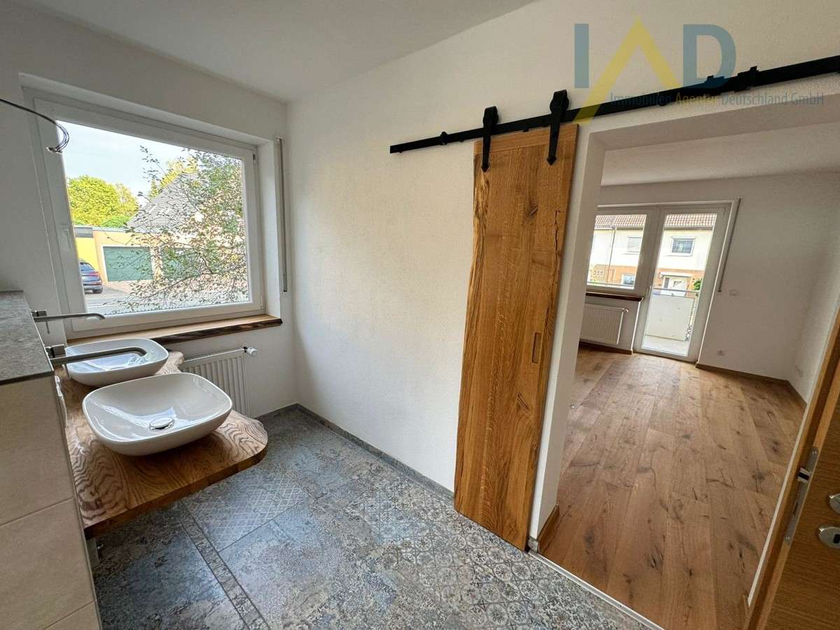 Studio zum Kauf 412.500 € 3 Zimmer 102 m²<br/>Wohnfläche Donndorf Eckersdorf 95488