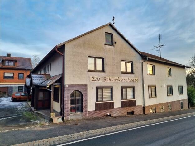 Einfamilienhaus zum Kauf 395.000 € 7 Zimmer 175 m² 8.849 m² Grundstück frei ab sofort Eichelsdorf Hofheim 97461