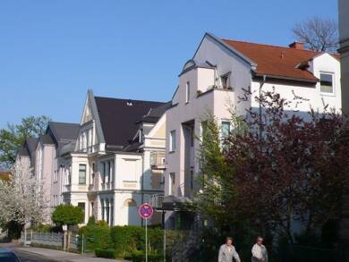 Wohnung zum Kauf 115.000 € 2 Zimmer 63,7 m² 1. Geschoss Gotha 99867