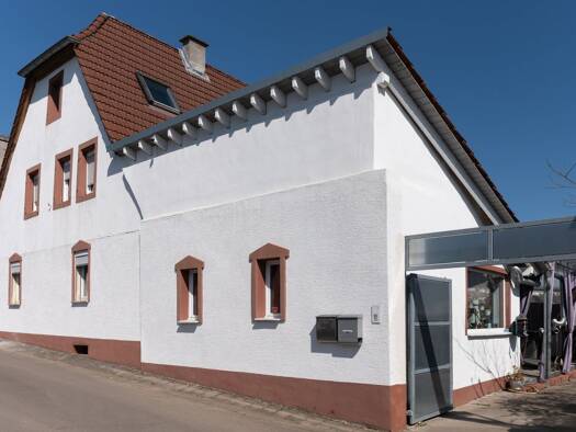 Einfamilienhaus zum Kauf 599.000 € 9 Zimmer 327 m² 1.170 m² Grundstück Eisenberg Eisenberg (Pfalz) 67304