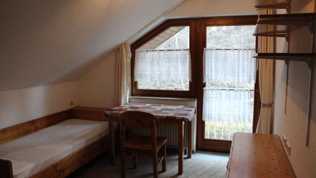 Wohnung zur Miete 275 € 1 Zimmer 14 m² frei ab sofort Bad Niedernau Rottenburg am Neckar 72108