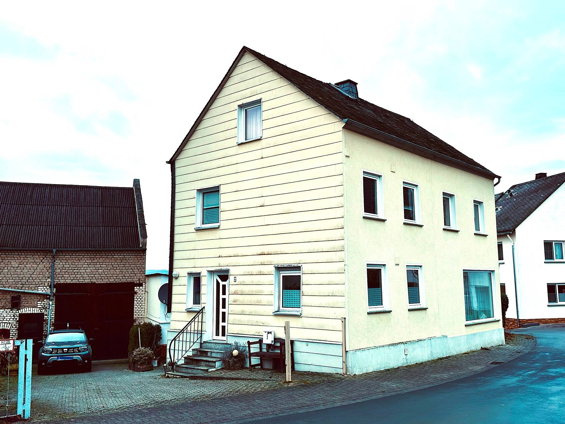 Einfamilienhaus zum Kauf 119.000 € 5 Zimmer 130 m²<br/>Wohnfläche 369 m²<br/>Grundstück Lierschied 56357