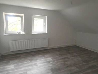 Wohnung zur Miete 385 € 3 Zimmer 63,8 m² Dachgeschoss, 2. Geschoss frei ab sofort Stettiner Str. 12 Clausthal-Zellerfeld Clausthal-Zellerfeld 38678
