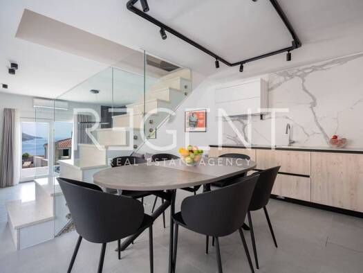 Haus zum Kauf 1.200.000 € 6 Zimmer 2 m² Okrug